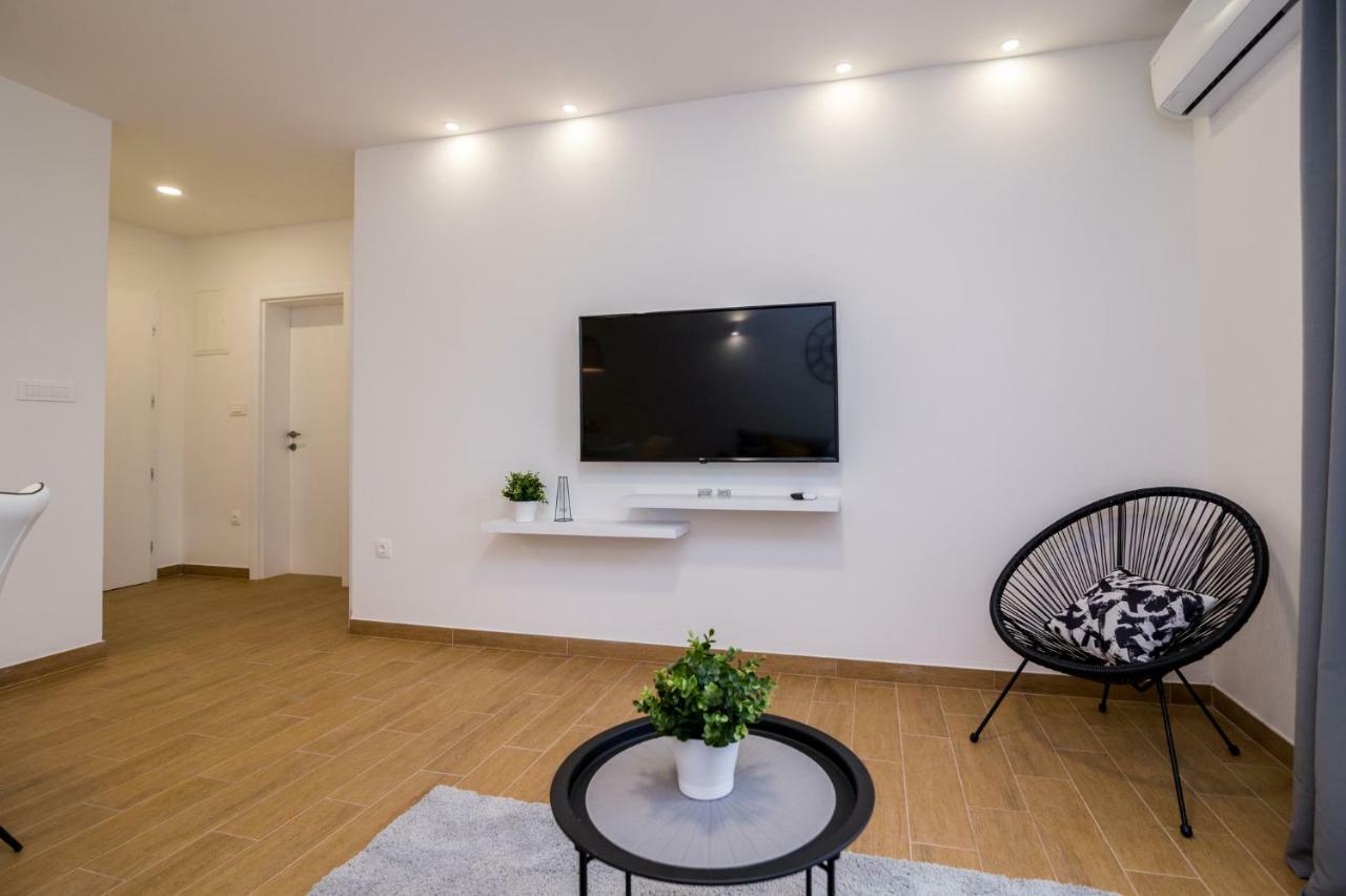 Fk Apartments باكوشتاني المظهر الخارجي الصورة