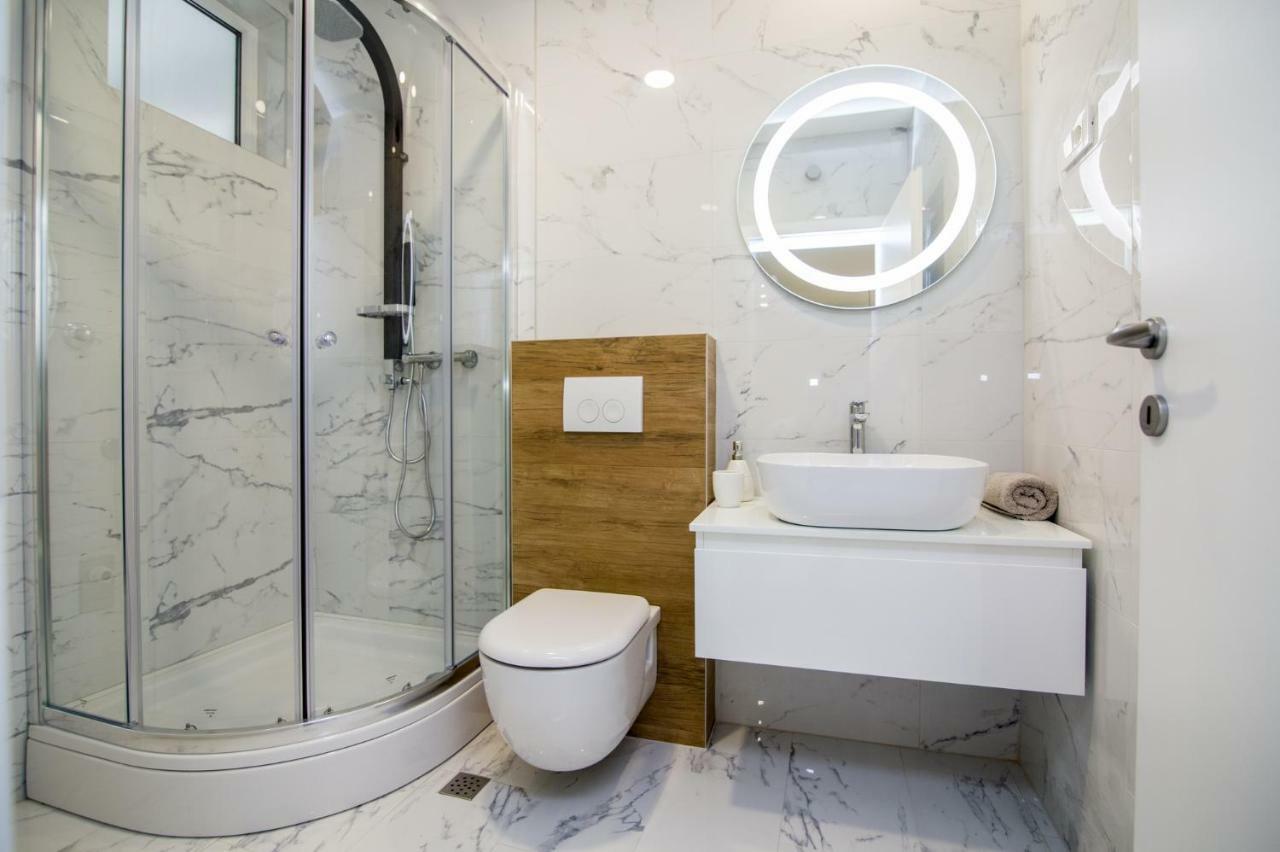 Fk Apartments باكوشتاني المظهر الخارجي الصورة